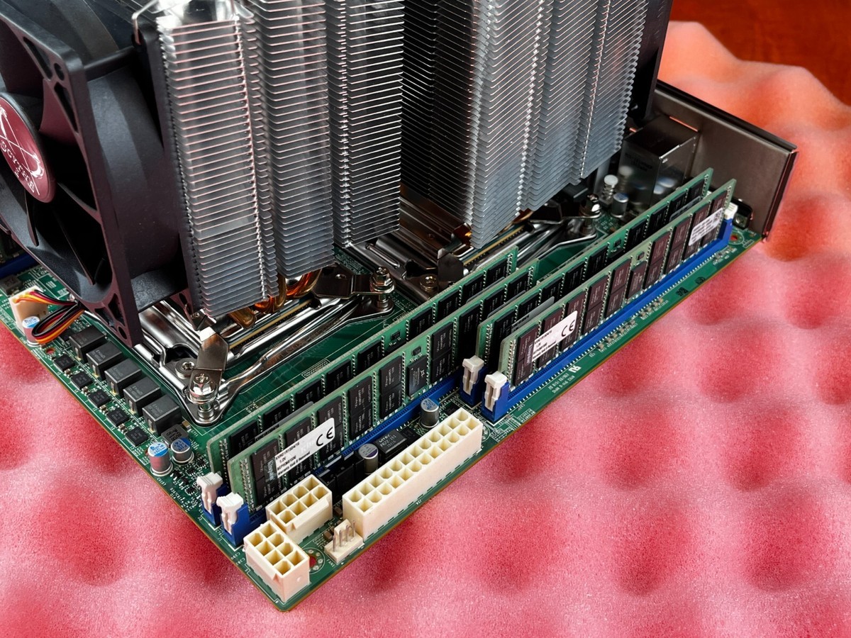 Supermicro X10DRL-i LGA2011 128GB DDR4 2x Xeon E5-2620 v3