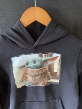 STAR WARS BABY YODA Hoodie Kids M /8 Blk Adorable 