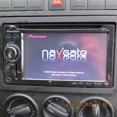 Pioneer NAVIGATIONS- / AV-SYSTEM AVIC-F910BT  USB SD Touchscreen