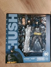 Medicom     MAFEX No. 105     Batman  Hush     Batman  blue