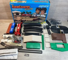 ERTL Farm Country Railroad Freight Train Set Complete W/many parts sealed - EUC