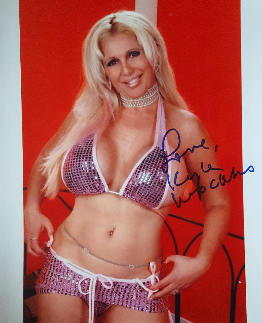 KAYLA KUPCAKES SIGNED 8x10 PHOTO LOT D SUPER RARE SIGNATURE! | eBay