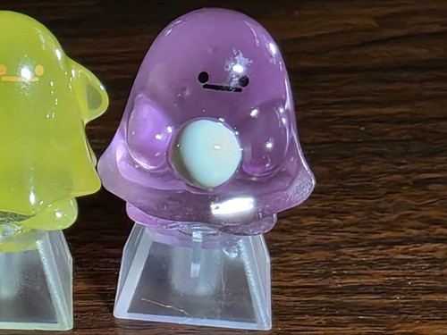 Jelly Blob Artisan Keycap Set (4pcs) – Handmade Resin | Cherry MX Compatible - Picture 5 of 5