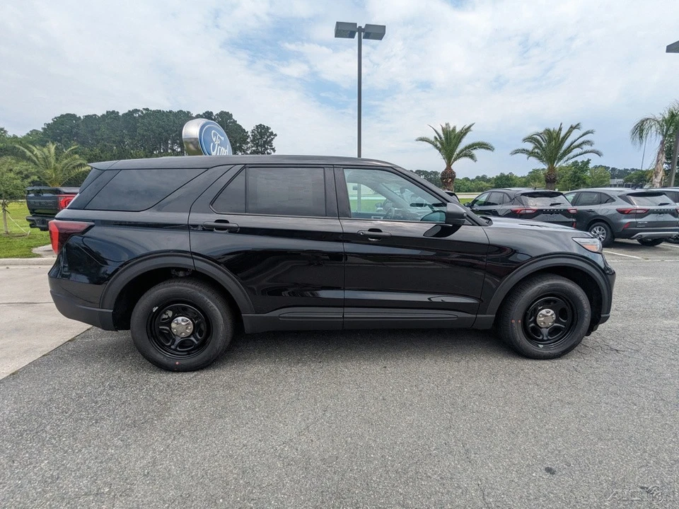 2025 Ford Explorer Police Interceptor Utility - Image 3 of 4