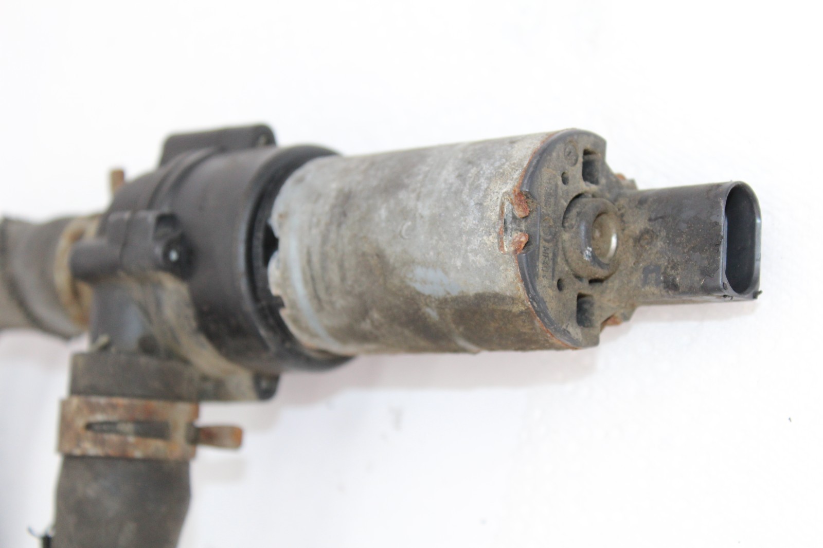 2003-2007 Bentley Continental GT GTC 6.0L Engine Water Coolant Pump w/ Pipe OEM