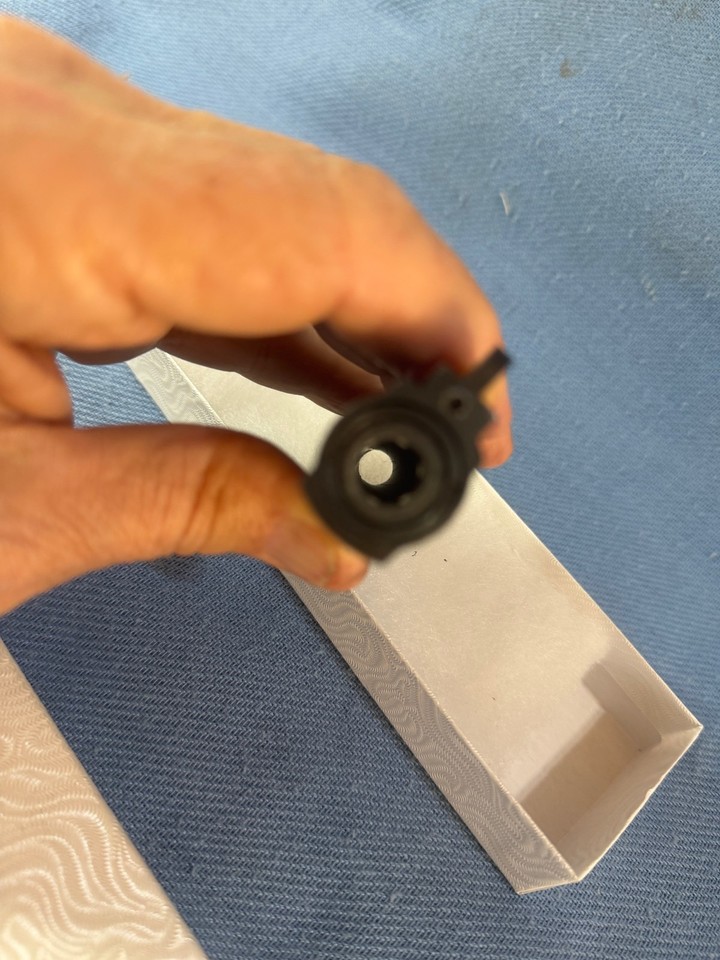 Dan Wesson (Revolver) 357 Mag 4