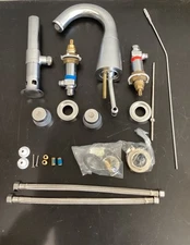 Grohe Bathroom Faucet Widespread W/ Pop-Up Drain w/handles 21079 BK0 $799 Q3