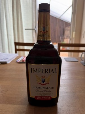 Imperial Hiram Walker Blended Whisky 1,89 Liter 70ziger Half Gallon 86 Proof USA