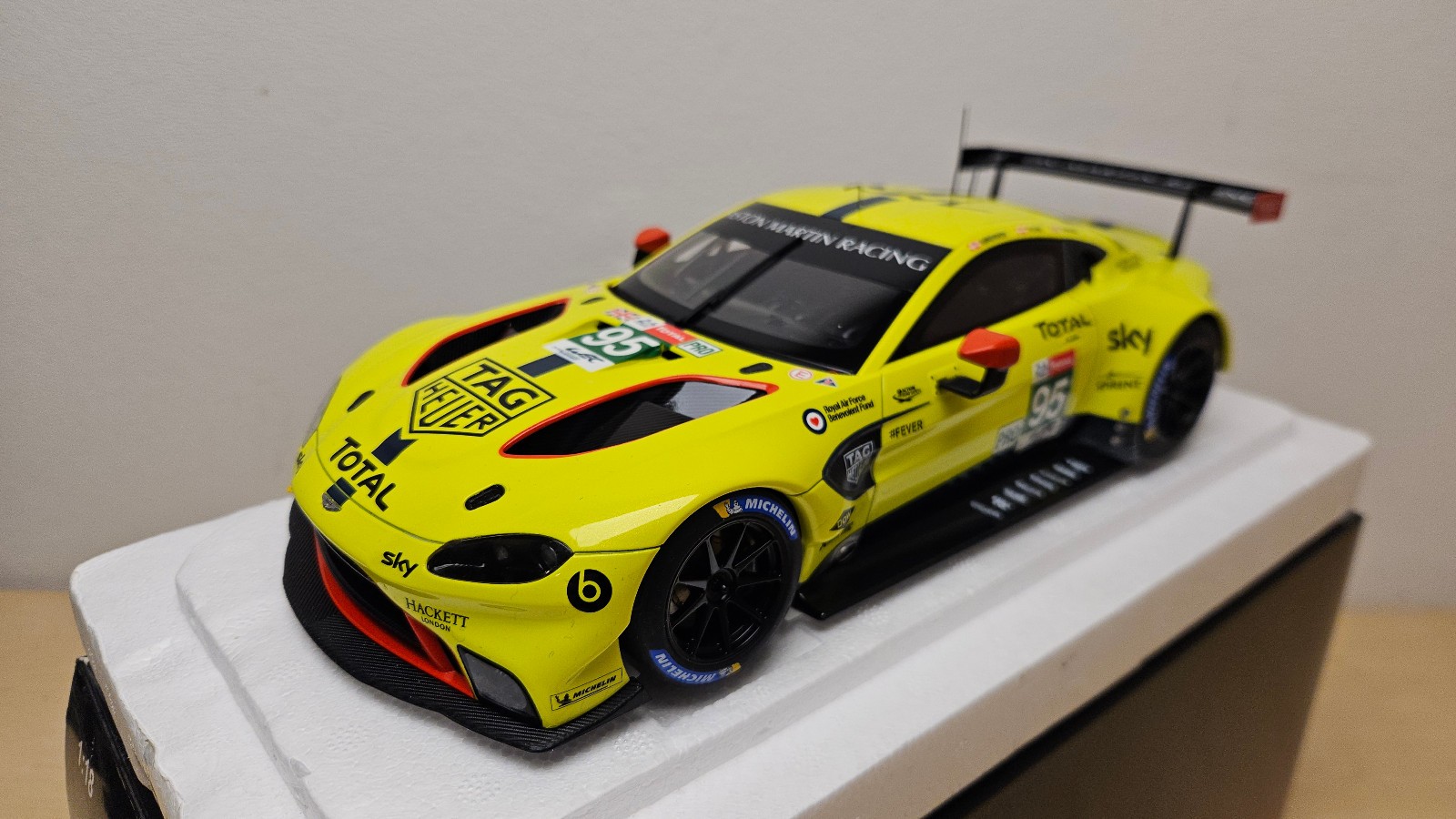 Autoart 1:18 Aston Martin Vantage GTE #95 24h Le Mans 2018 Sörensen Thiim Turner