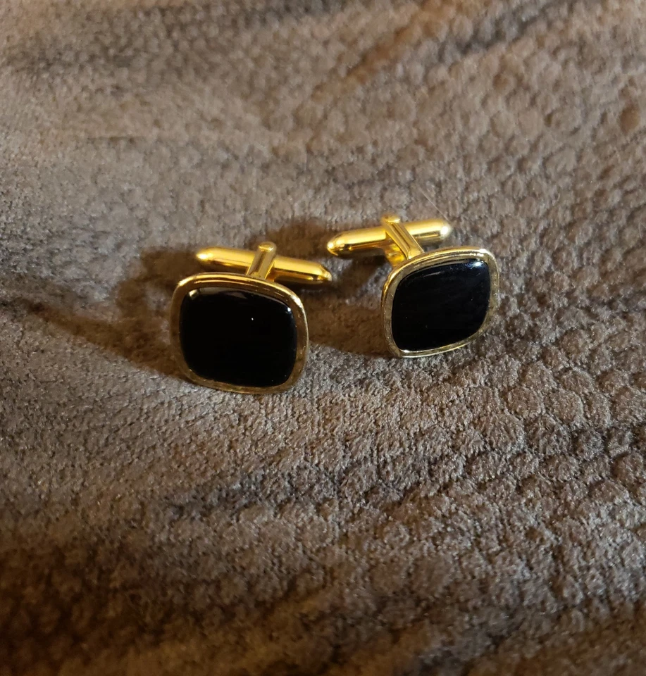 Gemelos Swank Vintage Años 60 Para Hombre Tono Dorado Negro Ónix Cuadrados Usados en Excelente Condición Foto 2 de 4