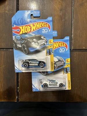 2 Hot Wheels Cars *Checkmate 6/9 Fast 4WD *Pawn *White & Blue *Black & Blue