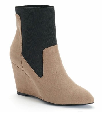 charles david wedge boots