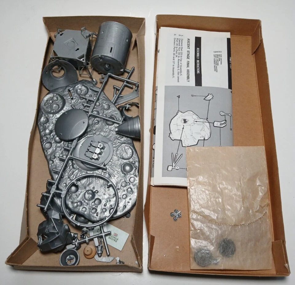 Rare VTG 1969 Revell Apollo Spacecraft Model Kit Silver Decals Complete Set NOS - Image 2 of 4