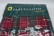 Bed Bath & Beyond Christmas Tablecloth 60 X 84 New Oblong Red, Green & Gold
