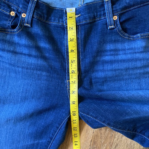 Levi's Boyfriend Women's size 33 (33x27) Dark Wash Blue Denim Jeans - Picture 6 of 8