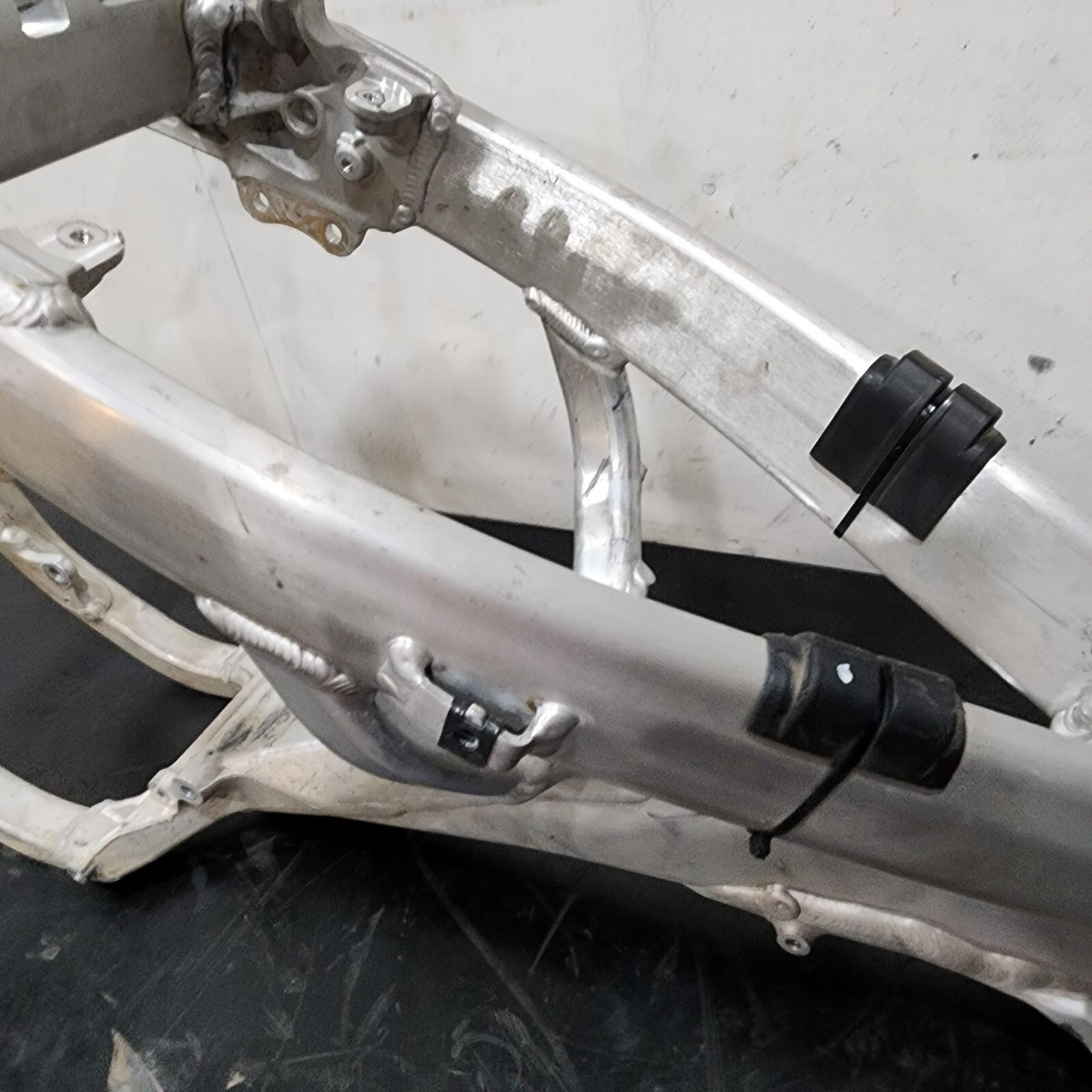 2018 Honda Crf450r Frame Crf450 CRF 450 R OEM Original