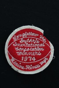VINTAGE-RED-AND-WHITE-1974-SCHOOL-JACKET-PATCH-4-1-2-034-X-4-1-2-034