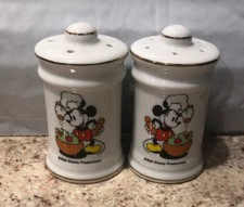 Mickey Mouse Chef Salt and Pepper Shakers Walt Disney Productions new