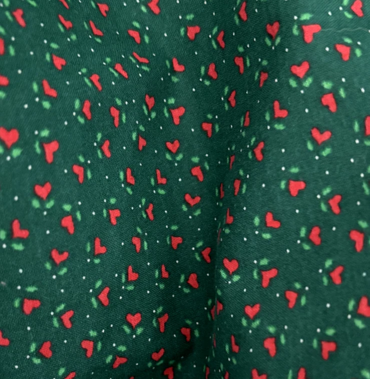 Vtg 44WX22L 1/2Yd Green Red MINI Heart Floral Tiny Dot Print Quilt FABRIC Calico - Image 3 of 4