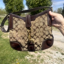 Vintage Coach Hampton Hobo Clip Sign C Shoulder Bag Y2K D0768-11058 BRN Khaki