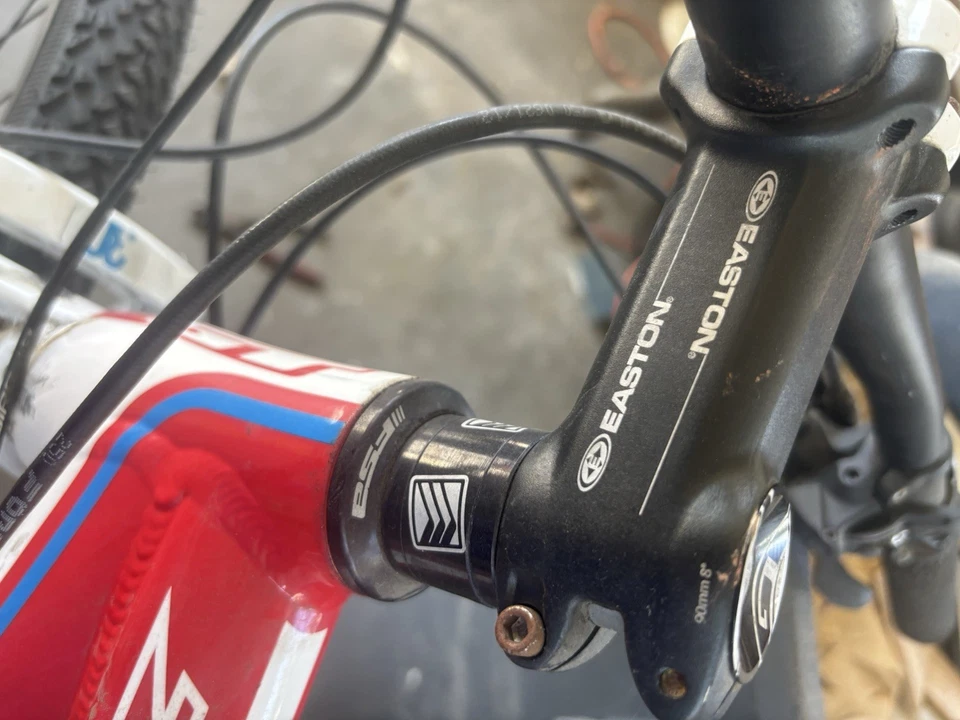 Cuadro de bicicleta de montaña GT Zaskar 9R Elite 29er RockShox XL Foto 3 de 3