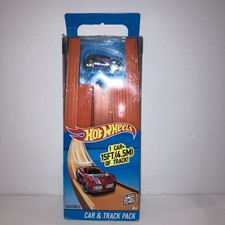 NEW 2016 Hot Wheels Mattel Track with Car 37 pc 15 Feet Of Track