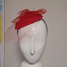 NWT Jeanne Simmons Red Fascinator Headband For Women