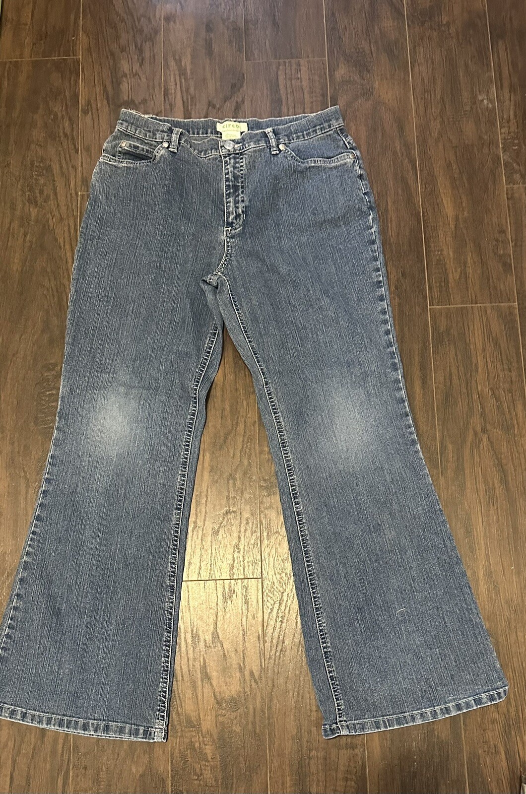 Picture 1 of 4