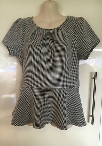 Dotti Black & White Peplum top Size M