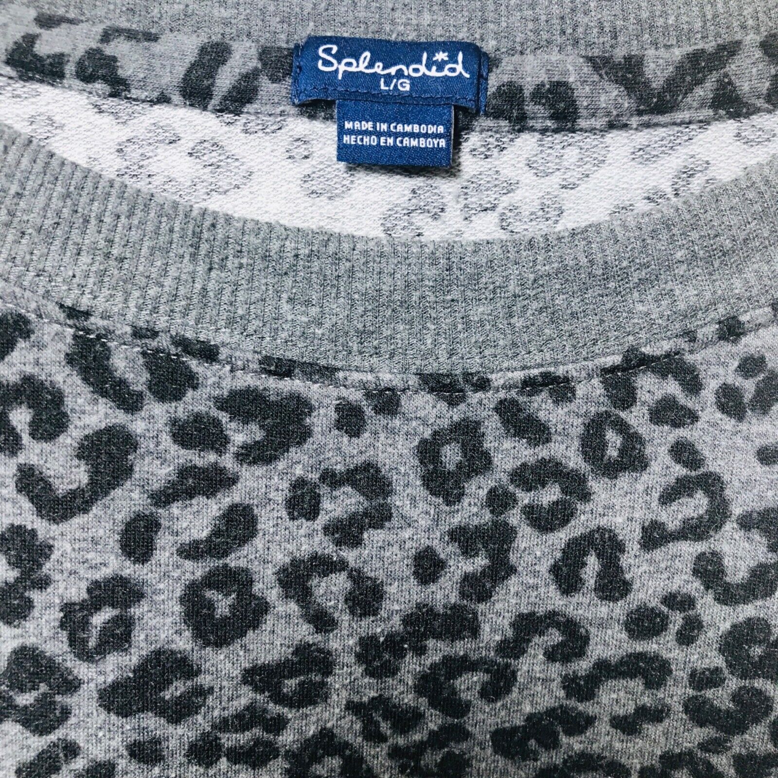SPLENDID Leopard  Print Pullover Sweater Size Lar… - image 4