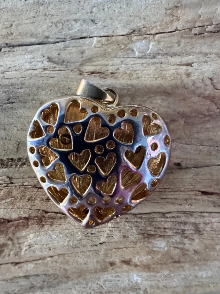Juicy Couture Gold Tone Pave Crystal Heart Charm Pendant Openwork Hearts Logo - Image 3 of 4