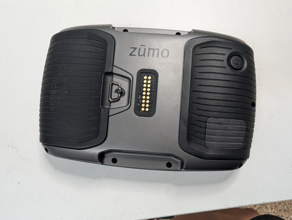 Garmin Zumo 590LM (Lifetime Maps) Motorcycle / Harley GPS Navigation - Image 2 of 4