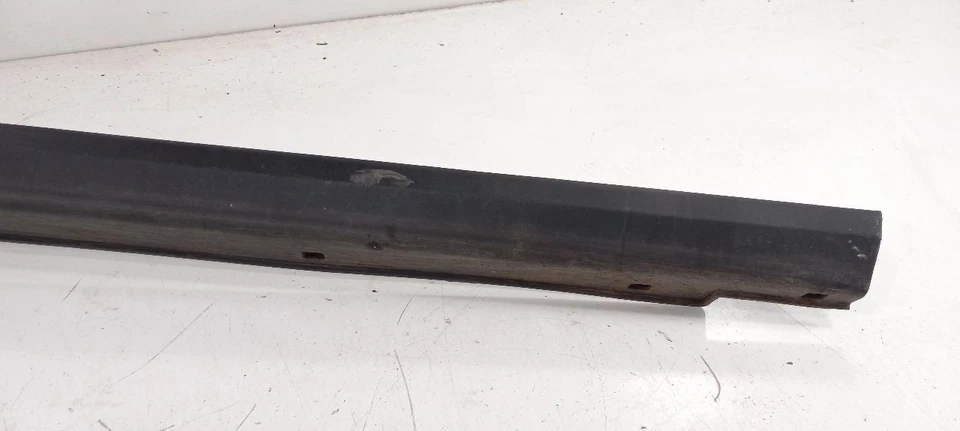 Kia Sorento качающаяся панель отделка крышка молдинг юбка правая пассажирская сторона 2017  - Изображение 2 из 4