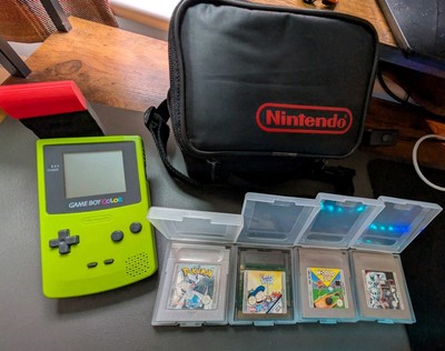 Nintendo Game Boy Color Limettengrün + Pokemon Silber (NEUE BATTERIE) + Tasche & Spiele