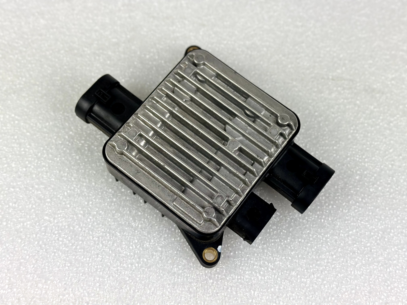 McLaren 570S Fuel Pump Control Module ECU 13K0109CP OEM
