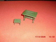 PLAYMOBIL  -  Möbel Tisch  Bank Stuhl  für Ritter  Römer  Gallier Wikinger grün