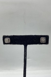 925 Sterling Silver & Diamonds 7 3mm Post Earrings 2.0g