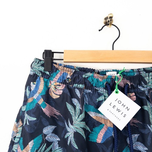John Lewis Swimshorts Size S NEW Navy Floral Hawaiian Holiday Elasticated Waist - Picture 2 of 15
