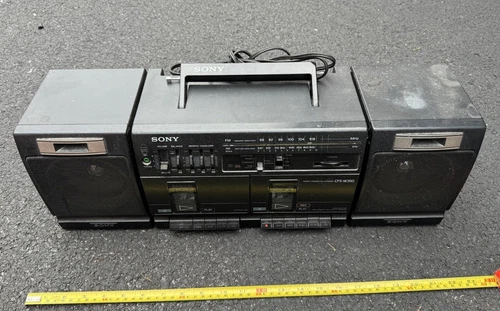 Tested- Works Vintage 90s Sony CFS-W350 Radio Cassette Recorder Boombox w/ Cord