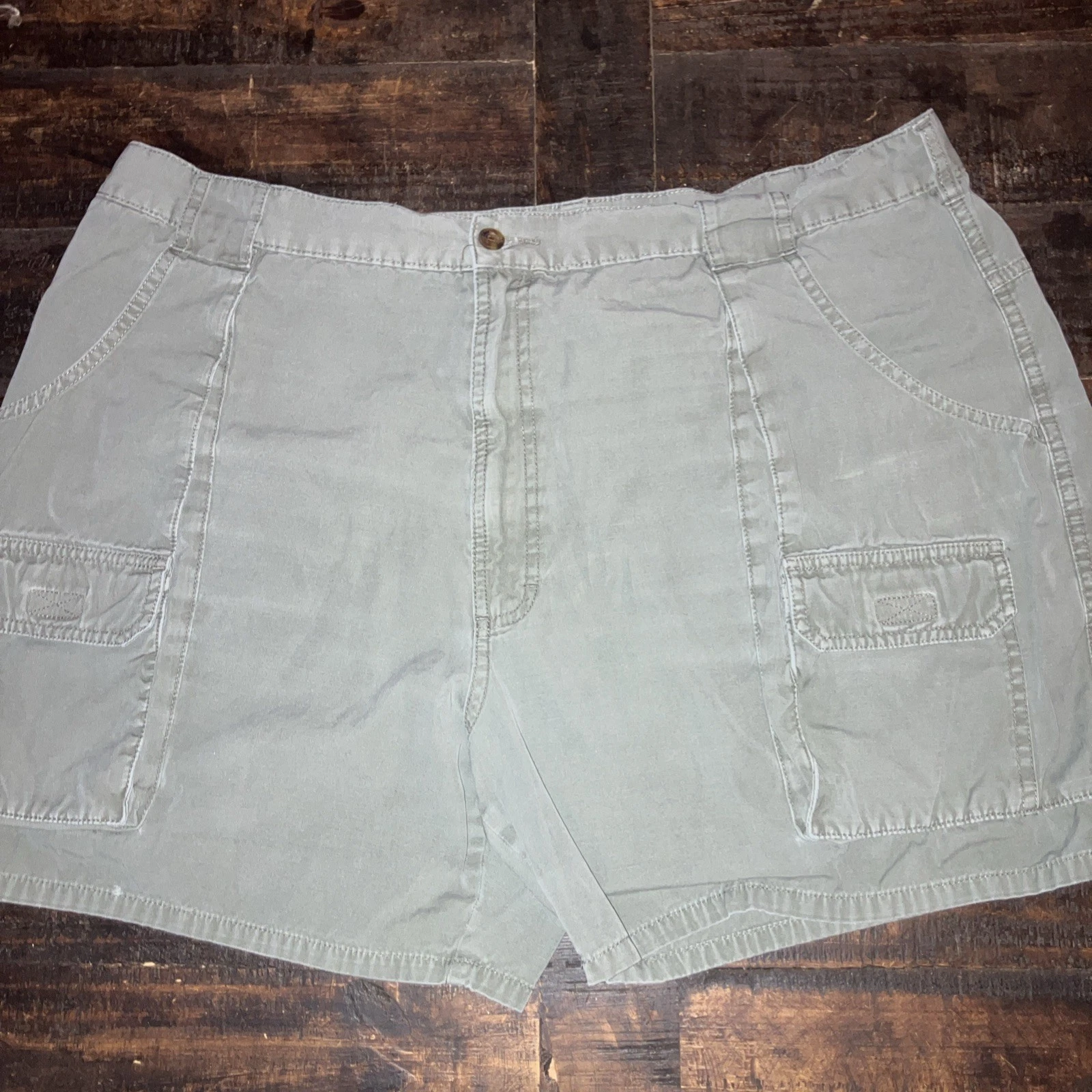 WOOLRICH Cargo Shorts Men 40x5in Light Olive 100% Cotton