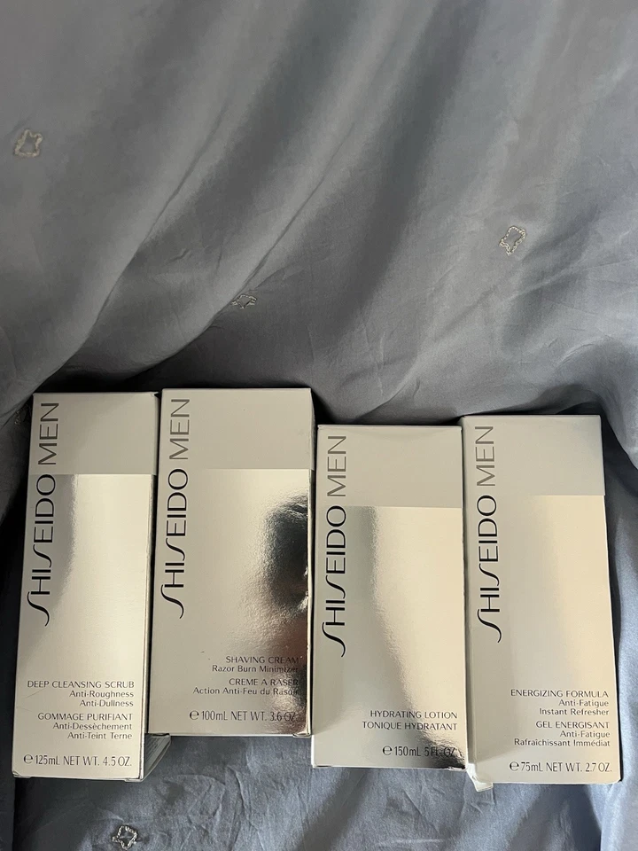 Lote Cuidado Piel Hombre SHISEIDO - (4) Artículos NUEVO PRECINTADO en cajas Foto 2 de 4
