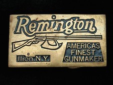 QH11142 VINTAGE 1970s REMINGTON AMERICA'S FINEST GUNMAKER SOLID BRASS BUCKLE
