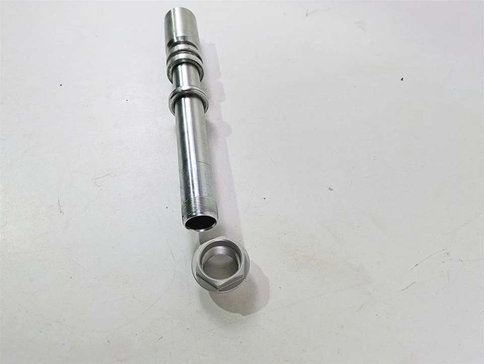 Ducati Streetfighter 1098 S 2010 eje delantero eje rueda eje 81910601A Foto 4 de 4