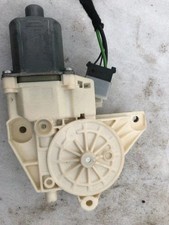 MERCEDES-BENZ B W246, W242 Fensterhebermotor vorne links 933865101 38406024 MERCEDES-BENZ B W246, W242 Fensterhebermotor vorne links 933865101 38406024
