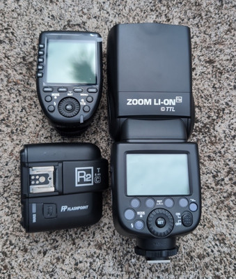 Flashpoint Zoom Li-ion R2 TTL Flash + R2 Pro C & R2T Transmitters for Canon