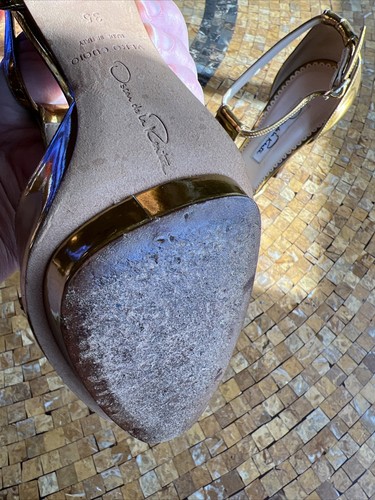 Women's Italy's Oscar De La Renta Gold Sandals Heels Size 5 35 - Picture 10 of 16