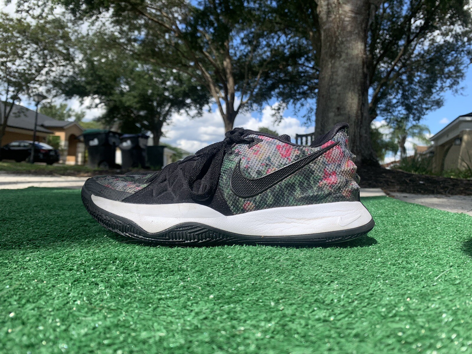 floral kyrie