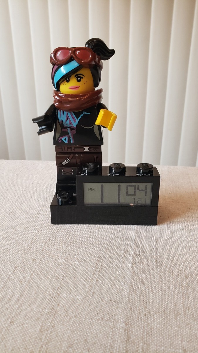 レミー② LEGO Wyldstyle Movie 2 Lucy Digital Alarm Clock Light-Up Voice