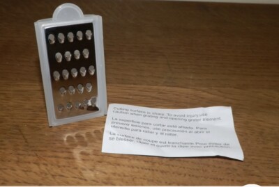 Tupperware Mini Grate N Measure Miniature Grater Really Works New in Package