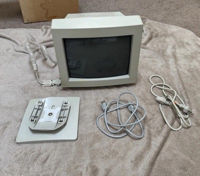 VTG APPLE BASIC COLOR MONITOR M1595LL/A 1992 Complete w/Box + FOAM POWERS ON